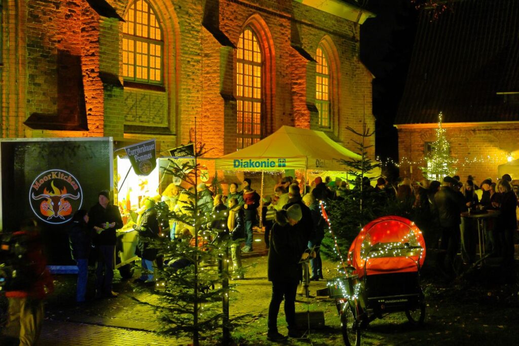 Kirche St.Marien und Moorkitchen