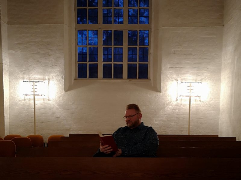 Lesung von Andreas Kück _ Copyright Foto: Ⓒ Georg Leukers